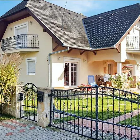Tatil Evi Pelso Vendeghaz *